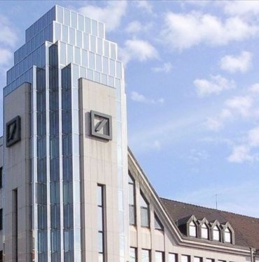 Deutsche Bank vergi öncesi karını 2023’te yüzde 2 artırdı