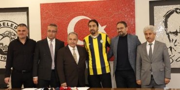 43 yaşındaki İbrahim Öztürk gençlere taş çıkartıyor! Yeni takımıyla 2.5 yıllık sözleşme imzaladı