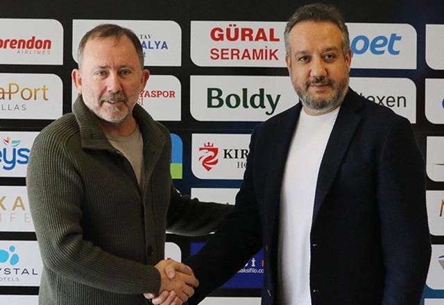 Antalyaspor cephesinden Fenerbahçe maçı öncesi iddialı açıklama