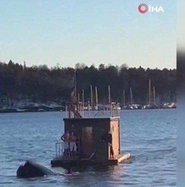 Norveç’te Tesla aracıyla denize düşen 2 kişi yüzer sauna ile kurtarıldı