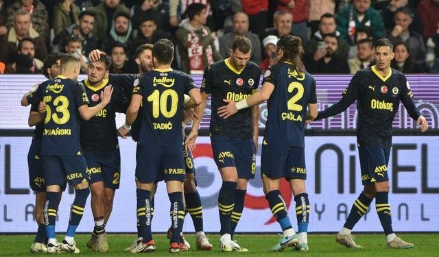 Zirve yeniden Sarı-Lacivert! Fenerbahçe Antalyaspor