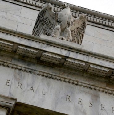 Fed Başkanı Powell’dan faiz indirimi açıklaması: Dikkatli hareket edeceğiz