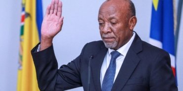 Namibya’da geçici cumhurbaşkanı yemin etti