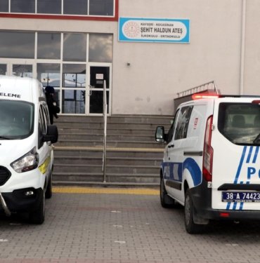 Yeni dönemin ilk mesai gününden veliden öğretmene silahlı saldırı