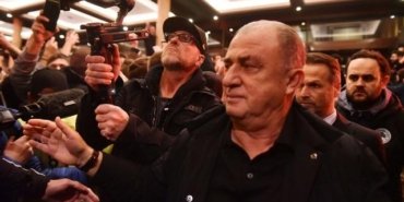 Yapsa yapsa Fatih Terim yapardı! Derbide Olympiakos