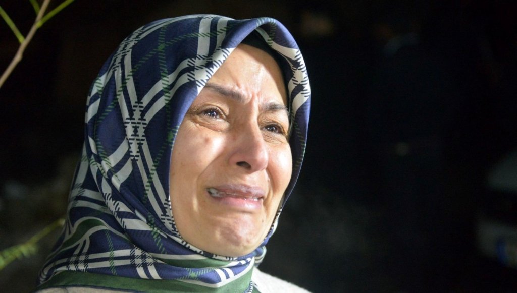 Enkaz başında 12 gün delil nöbeti tuttu: “Çocuklarımın ölümüne sebep olanların bulunmasını istiyorum”