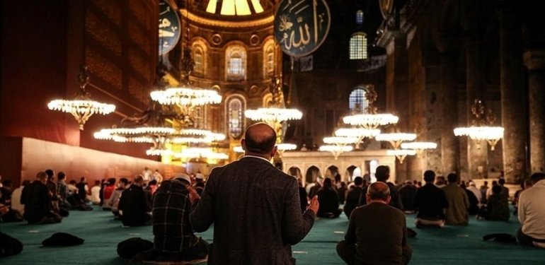 Miraç Kandili’nde neler yapılır, ibadetler neler? (Miraç Kandili duaları)