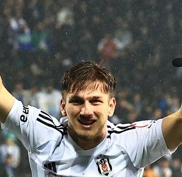 Herkes merakla Beşiktaş