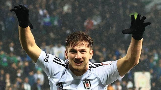 Herkes merakla Beşiktaş
