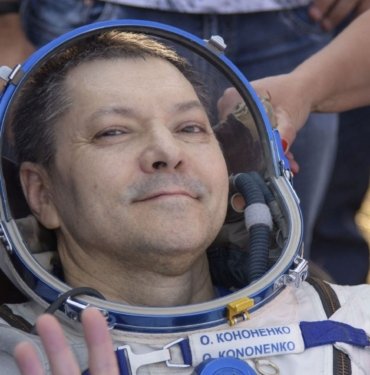 Rus astronot uzayda rekor kırdı