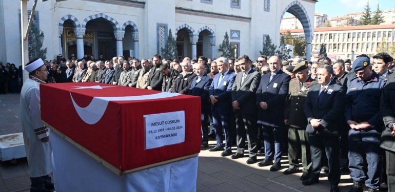 Ekinözü Kaymakamı Mesur Coşkun, son yolculuğuna uğurlandı