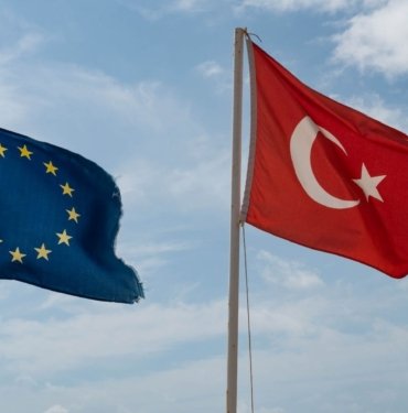 AB Komisyon Üyesi Varhelyi: AB, terörle mücadelede Türkiye’nin yanında