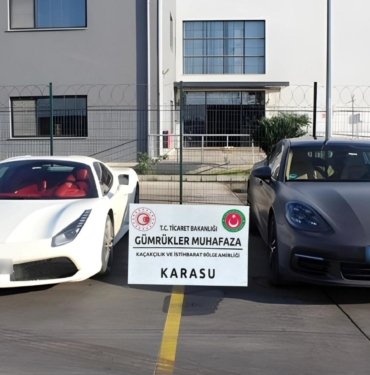 Gümrüklerde lüks araç operasyonu: 445 milyon TL değerinde 49 araca el konuldu