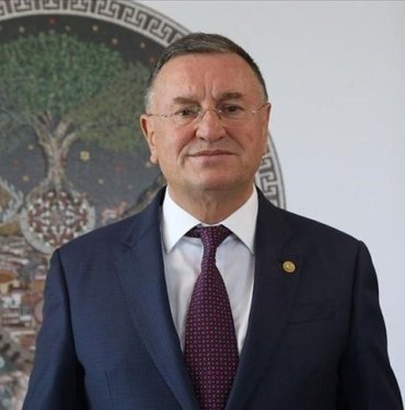 CHP’li Lütfü Savaş’tan adaylık kararı (Depremzedeler protesto etmişti)