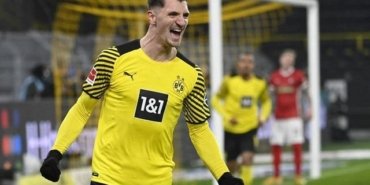 Geçtiğimiz günlerde kente gelmişti! Trabzonspor Thomas Meunier transferini resmen açıkladı… İşte anlaşma şartları