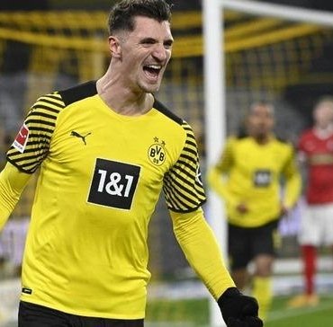 Geçtiğimiz günlerde kente gelmişti! Trabzonspor Thomas Meunier transferini resmen açıkladı… İşte anlaşma şartları