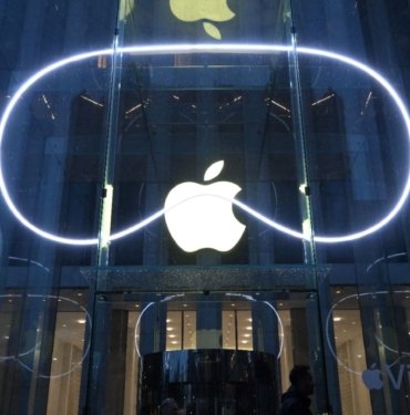 Apple, Vision Pro için VisionOS 1.1 güncellemesini yayınladı