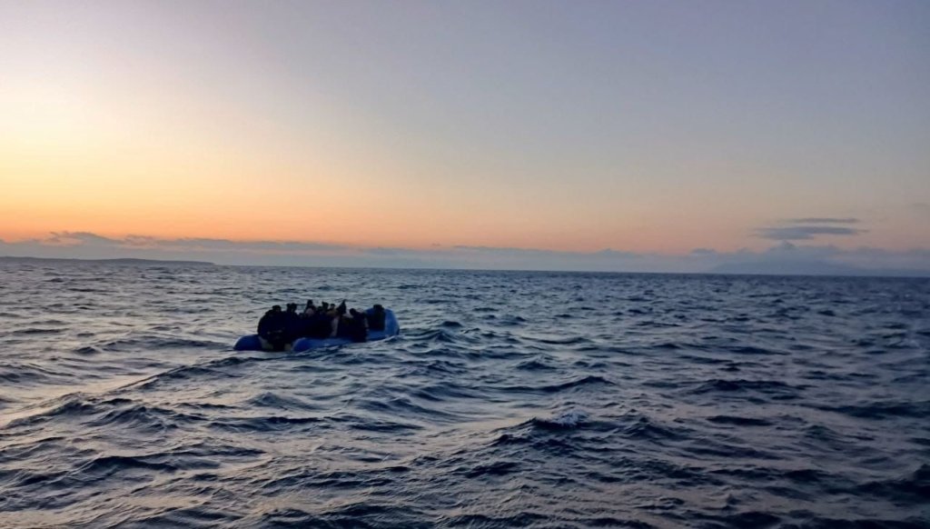 Tunus’ta tekne alabora oldu: 13 göçmen yaşamını yitirdi