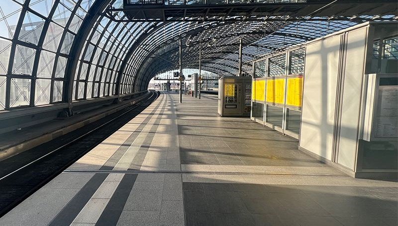 İspanya’da demir yolu grevi: 310 tren seferi iptal edildi