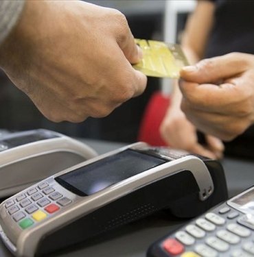 Kredi kartı harcamaları gündemden düşmüyor: İşte masadaki formüller