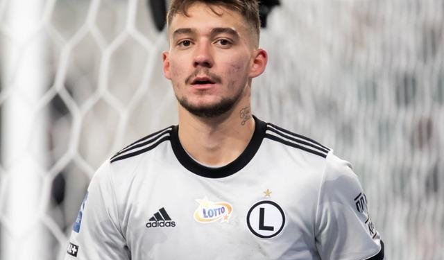 Beşiktaş transferin son gününde iki bomba birden patlattı! Al-Musrati ve Ernest Muci resmen Beşiktaş