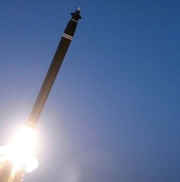 ABD’nin Suriye’deki üssüne roketlerle saldırı düzenlendi