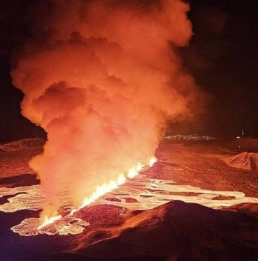 İzlanda’da şimdiye kadar kaydedilen en hızlı lav akışı görüldü
