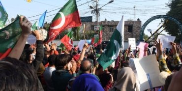 Pakistan’da Imran Khan destekçilerinden protesto: “Seçimlerde hile yapıldı” iddiası
