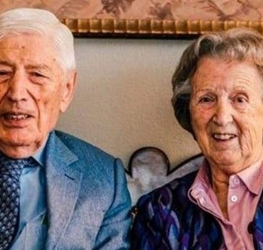 Eski Hollanda başbakanı ve eşi ötanazi ile yaşamlarına son verdi