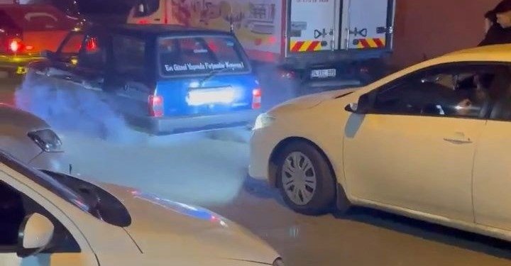 Pendik’te lastik yakmalı kız eğlencesi