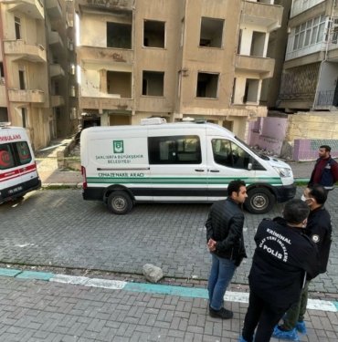 Metruk binada genç bir kızın cesedi bulundu