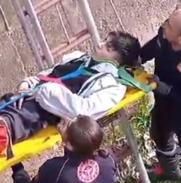 Ehliyetsiz sürücü dereye düştü