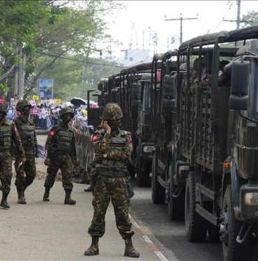 Myanmar’da kadın ve erkeklere zorunlu askerlik uygulaması