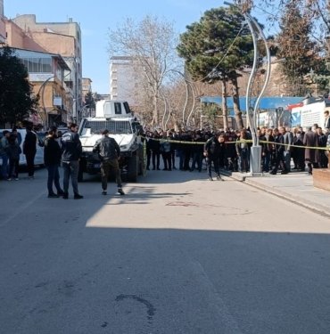Silvan’da silahlı kavga: 1’i spor kulübü başkanı 3 yaralı