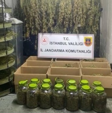 Ataşehir’de uyuşturucu operasyonu