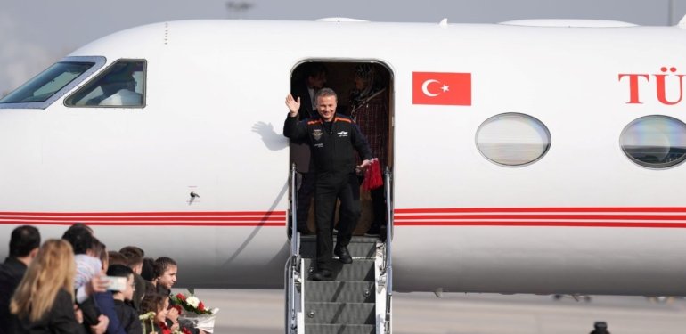 İlk Türk astronot Alper Gezeravcı Türkiye’de