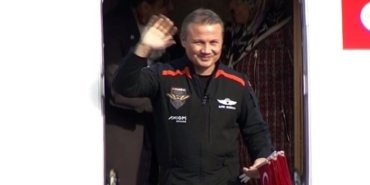 İlk Türk astronot Alper Gezeravcı Türkiye’ye döndü