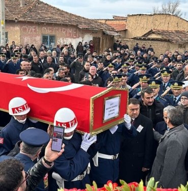 Şehit Özkardeş’e gözyaşlarıyla veda