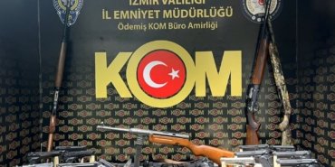 İzmir’de ruhsatsız silah operasyonu: 5 gözaltı