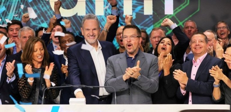Çip üreticisi Arm, hisselerini ikiye katladı