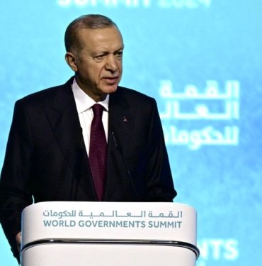 Cumhurbaşkanı Erdoğan BAE’de: “İsrail katliam ve yıkımdan vazgeçmiyor”