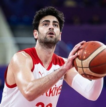 Beşiktaş ile görüştüğü iddia edilen Furkan Korkmaz, ABD’ye döneceğini açıkladı!
