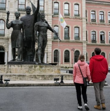 Öğrencilerden ziyaret iznine tepki | İstanbul Üniversitesi’nden açıklama