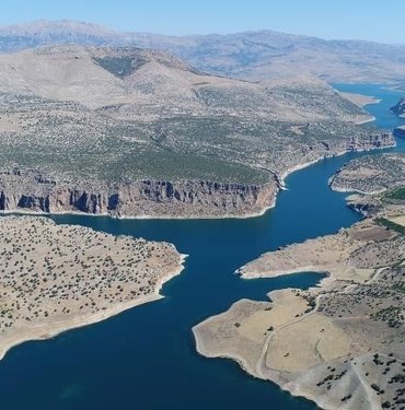 Fırat Nehri nereden doğuyor, hangi illerden geçer? (Fırat’ın konumu)
