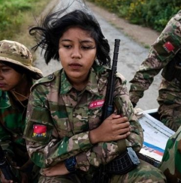 Myanmar’da zorunlu askerlik yasası: Her ay 5 bin kişi askere alınacak