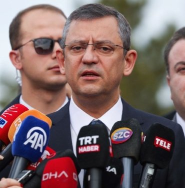 CHP lideri Özel: Lütfü Savaş’a alternatifi anketlerde görürsem değiştiririm