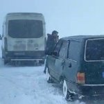Palandöken geçidinde mahsur kaldılar