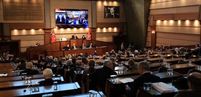 İBB’nin 11 ilçedeki taşınmaz satışına Meclis’ten onay çıktı