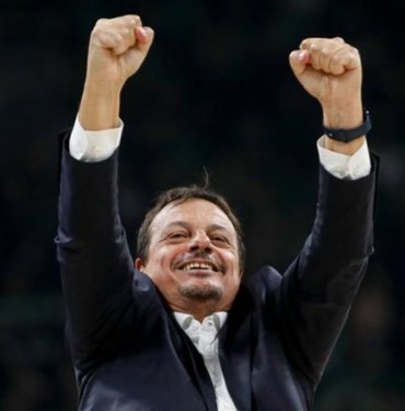 Panathinaikos Başantrenörü Ergin Ataman, “Yılın Kareleri” oylamasına katıldı