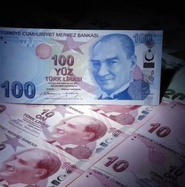 Emekli bayram ikramiyesi zammına ilk tepki! CHP lideri Özel: “Bir kilo et olmuş 600 lira, yapa yapa bin lira zam yapıyor”